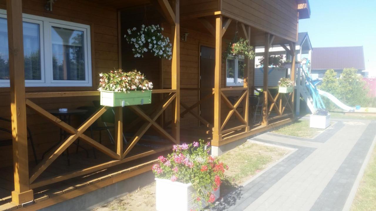 Domki Letniskowe Turkus Rewal Bagian luar foto